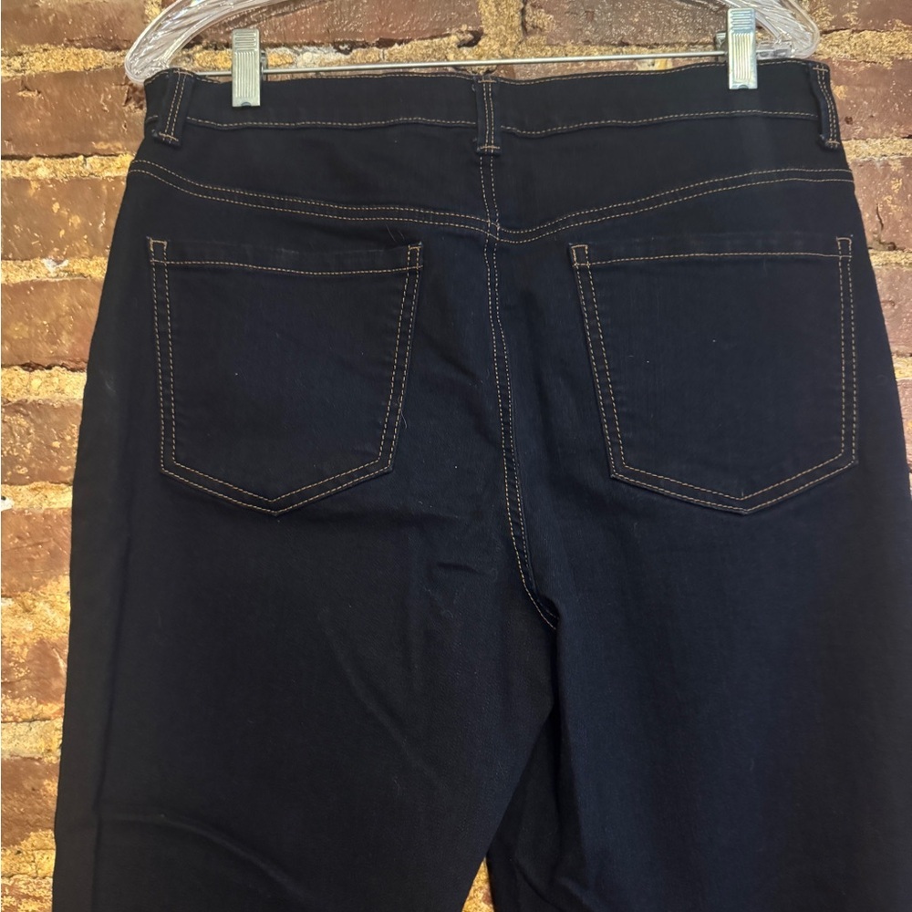 Gloria Vanderbilt Women’s Jeans Dark Wash Size 14S / Straight Leg (Like New) - Picture 4 of 9